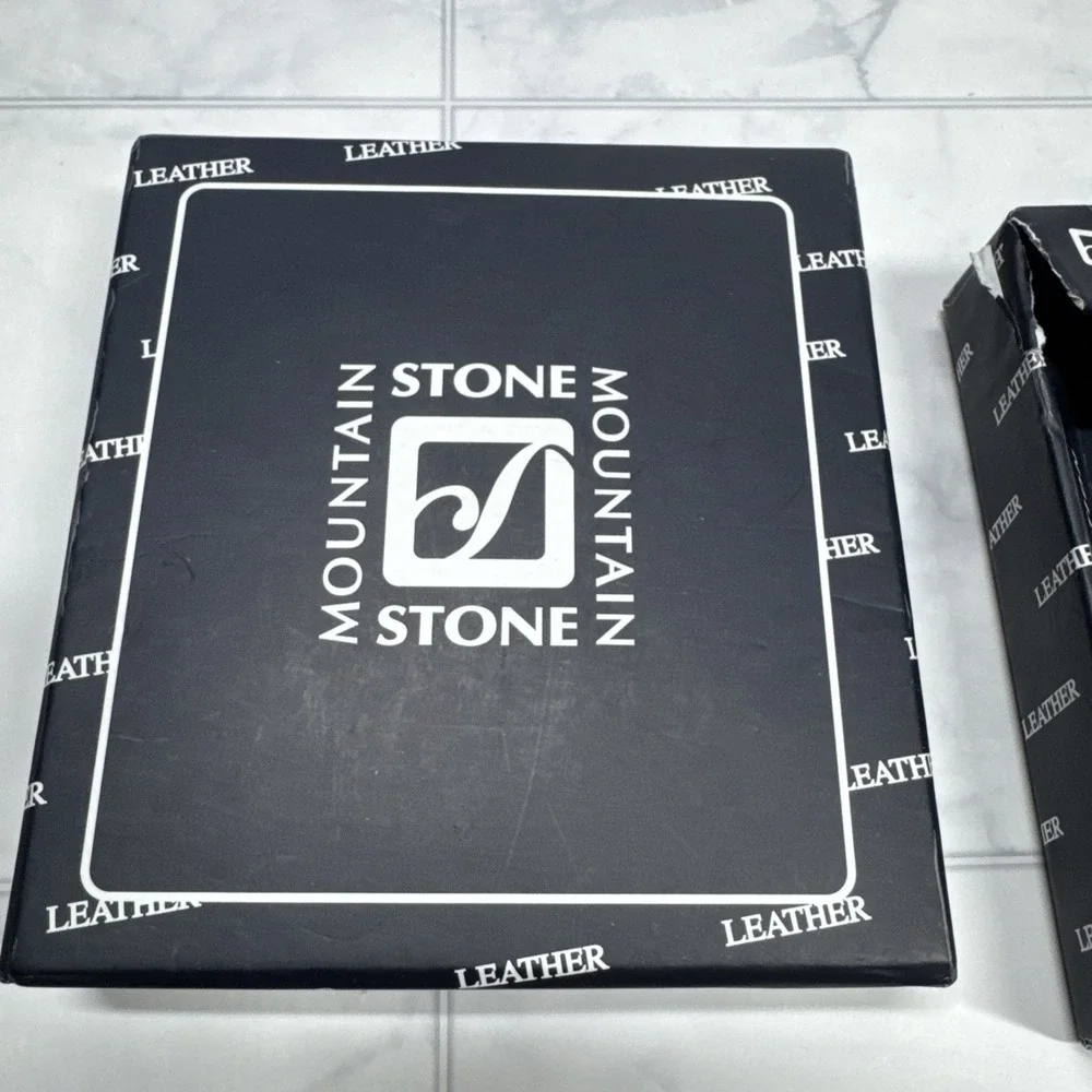 Stone Mountain Men's Leather Wallet Trifold - RFID Protection - Black New In Box
